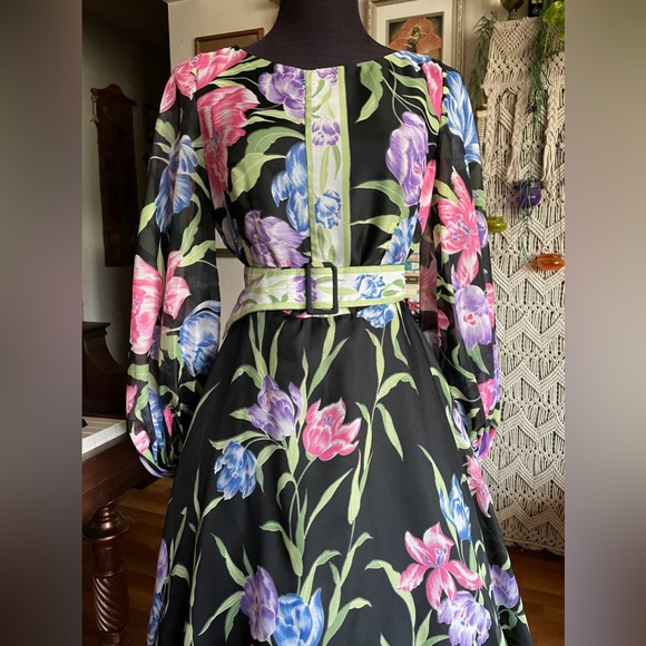 Vintage floral dress - Picture 9 of 11